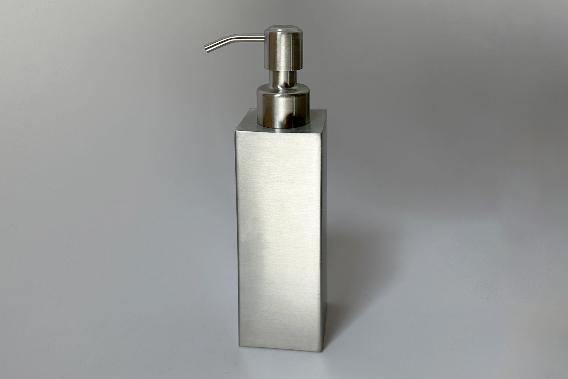 Serafina lotion pump