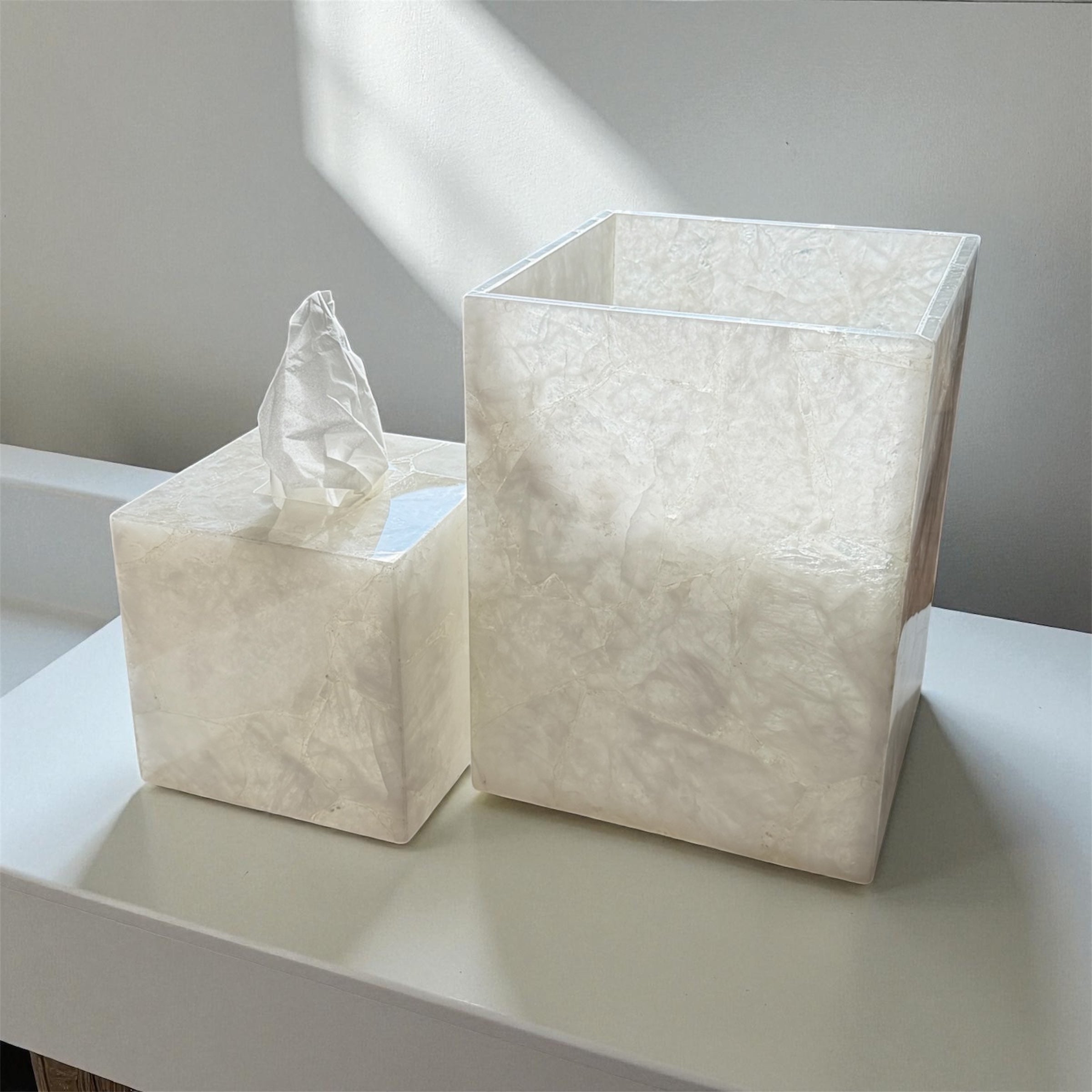 Wastebasket for bathroom, Tissue boutique Quartz Rock Crystal Taj